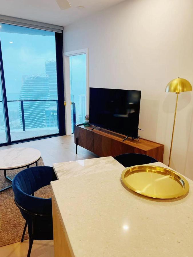 2 Bedroom Luxurious Family Apartment On 40Th Floor With Amazing Ocean Coastline Broadbeach Gold Coast Gc40 ภายนอก รูปภาพ